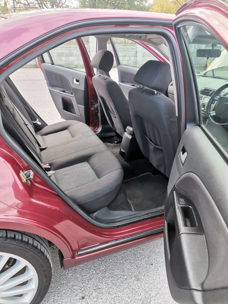 Ford Mondeo MK 3 2.5 V6, снимка 3 - Автомобили и джипове - 52820506