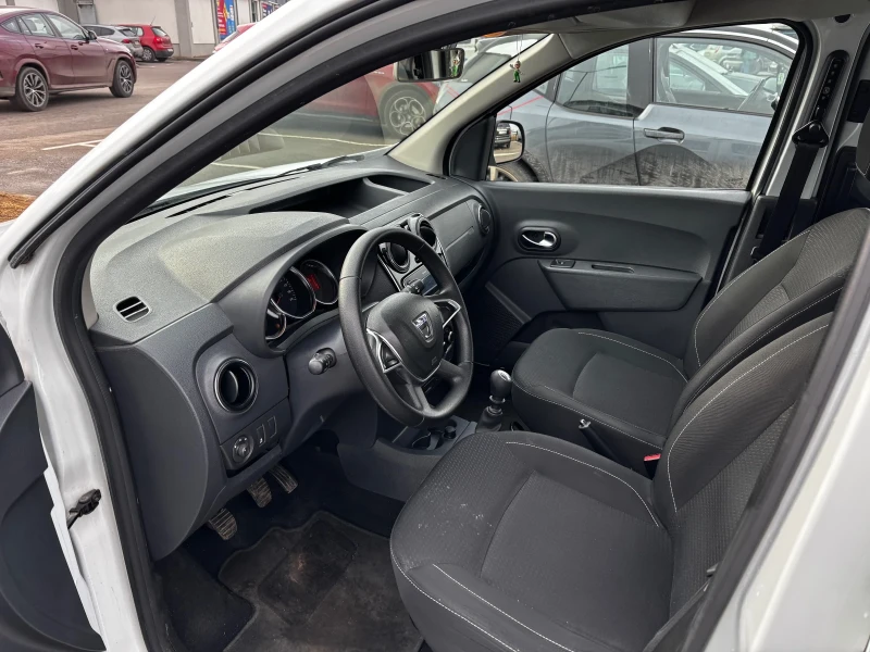 Dacia Dokker, снимка 9 - Автомобили и джипове - 53222747