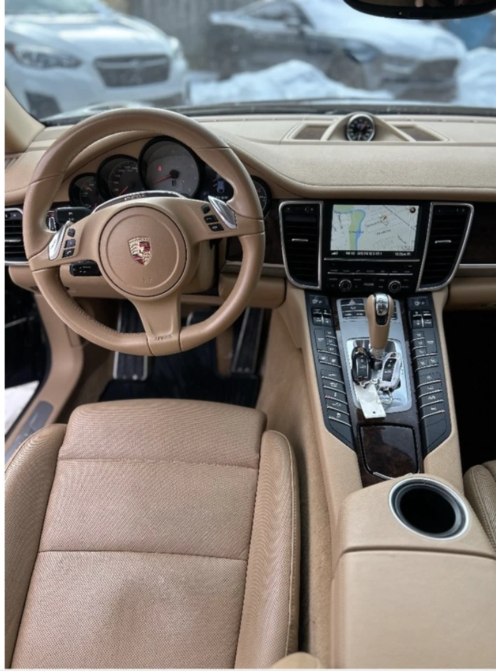 Porsche Panamera 4S* PDK* ПОДГРЕВ* ОБДУХВАНЕ* МАСАЖ* КЕЙЛЕС, снимка 10 - Автомобили и джипове - 53839408