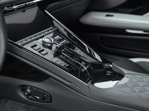 Aston Martin DB12 Coupe = NEW = �������� | Mobile.bg � ����������� 11