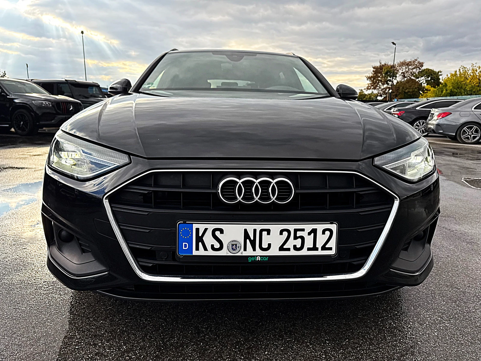 Audi A4 2.0d-204k.c-LED-BIXENON-NAVI-DISTRONIK-ПОДГРЯВАНЕ!, снимка 1