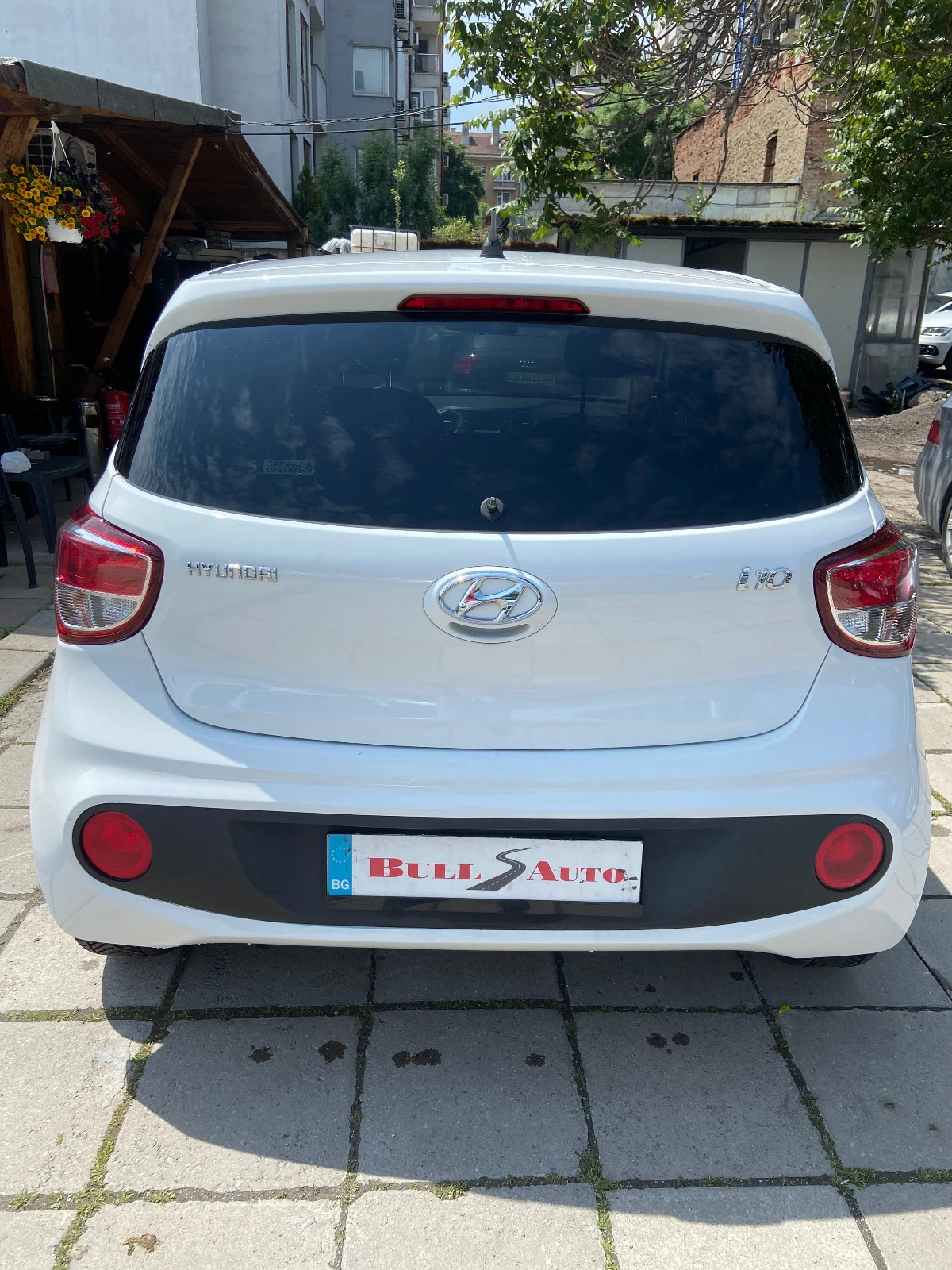 Hyundai I10 1.0i EURO 6B - изображение 5