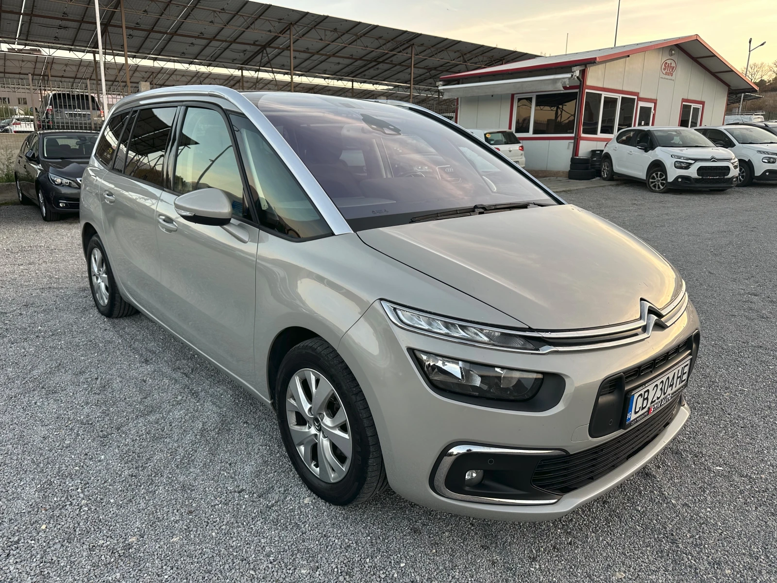 Citroen Grand C4 Picasso 1.6HDi - изображение 7