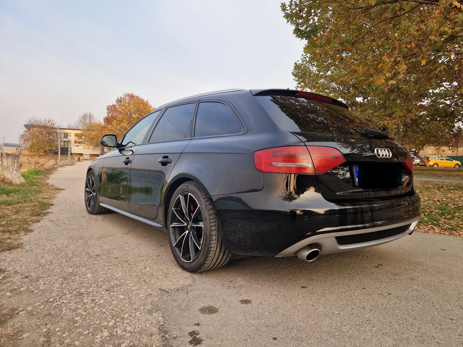 Audi A4 3.0 TDI S-LINE - изображение 4