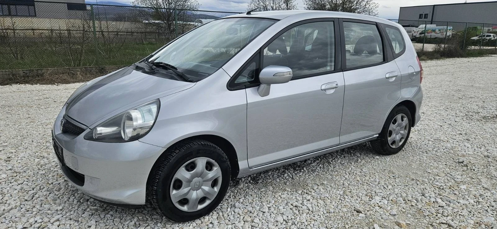 Honda Jazz 1.4 - изображение 2