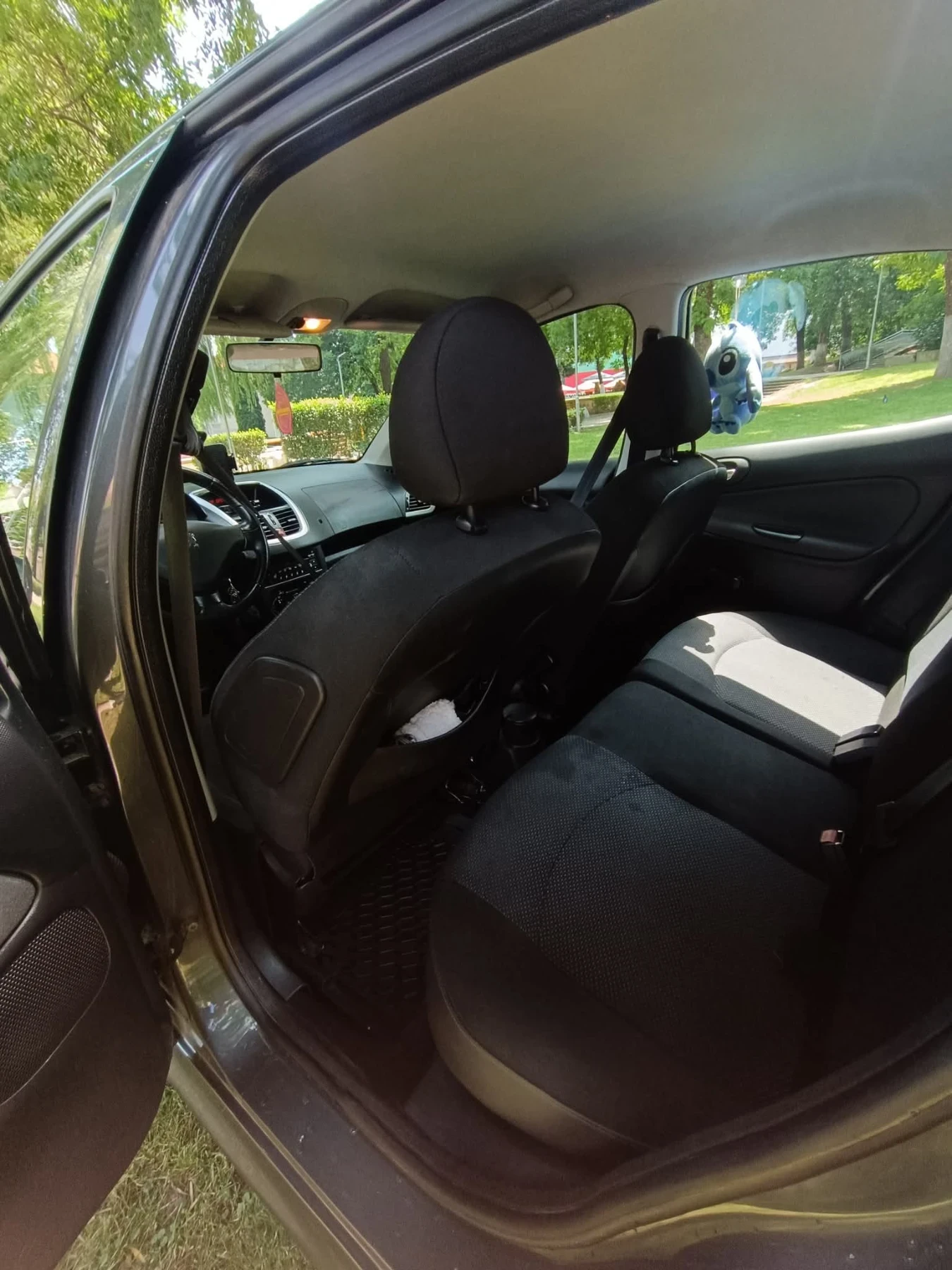 Peugeot 206 206 plus 1.4 75  к.с. - изображение 10