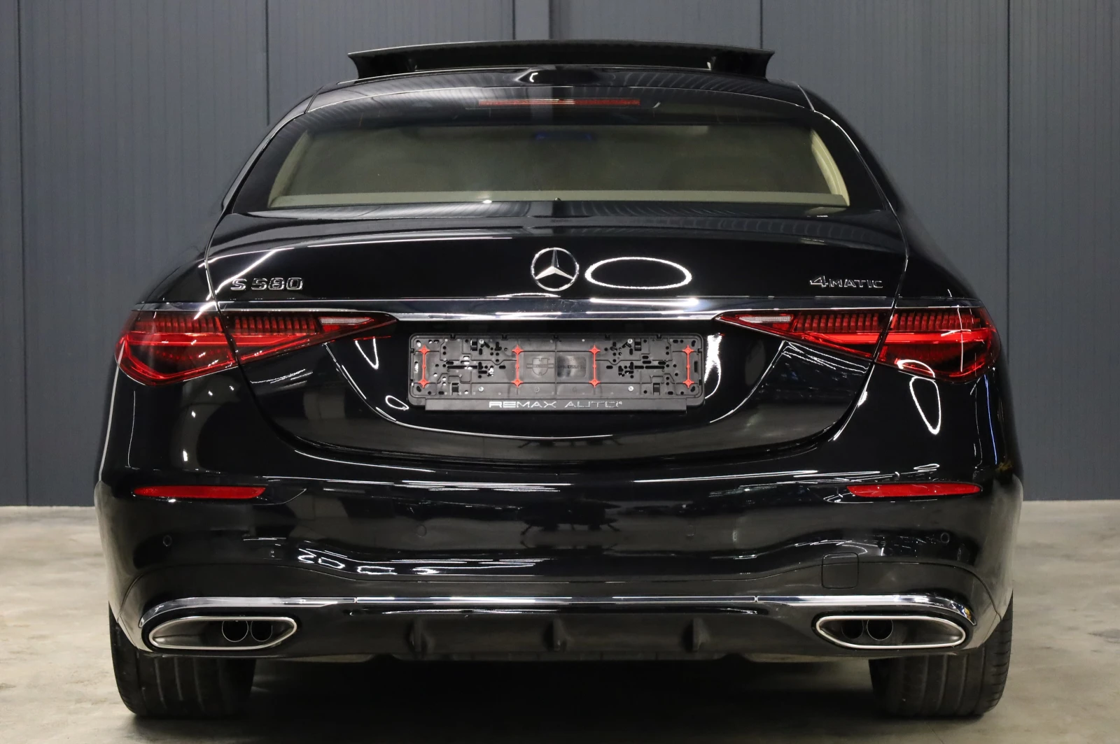 Mercedes-Benz S 580 EXCLUSIVE* AMG LINE* 4MATIC* 3 TV* LONG* , снимка 8 - Автомобили и джипове - 52604421