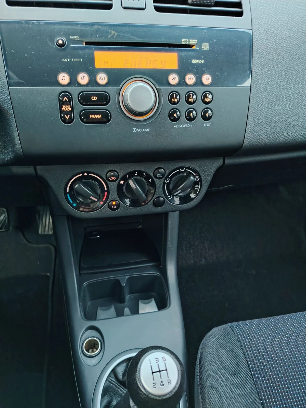 Suzuki Swift 1.3. 4x4 | Mobile.bg � ����������� 11