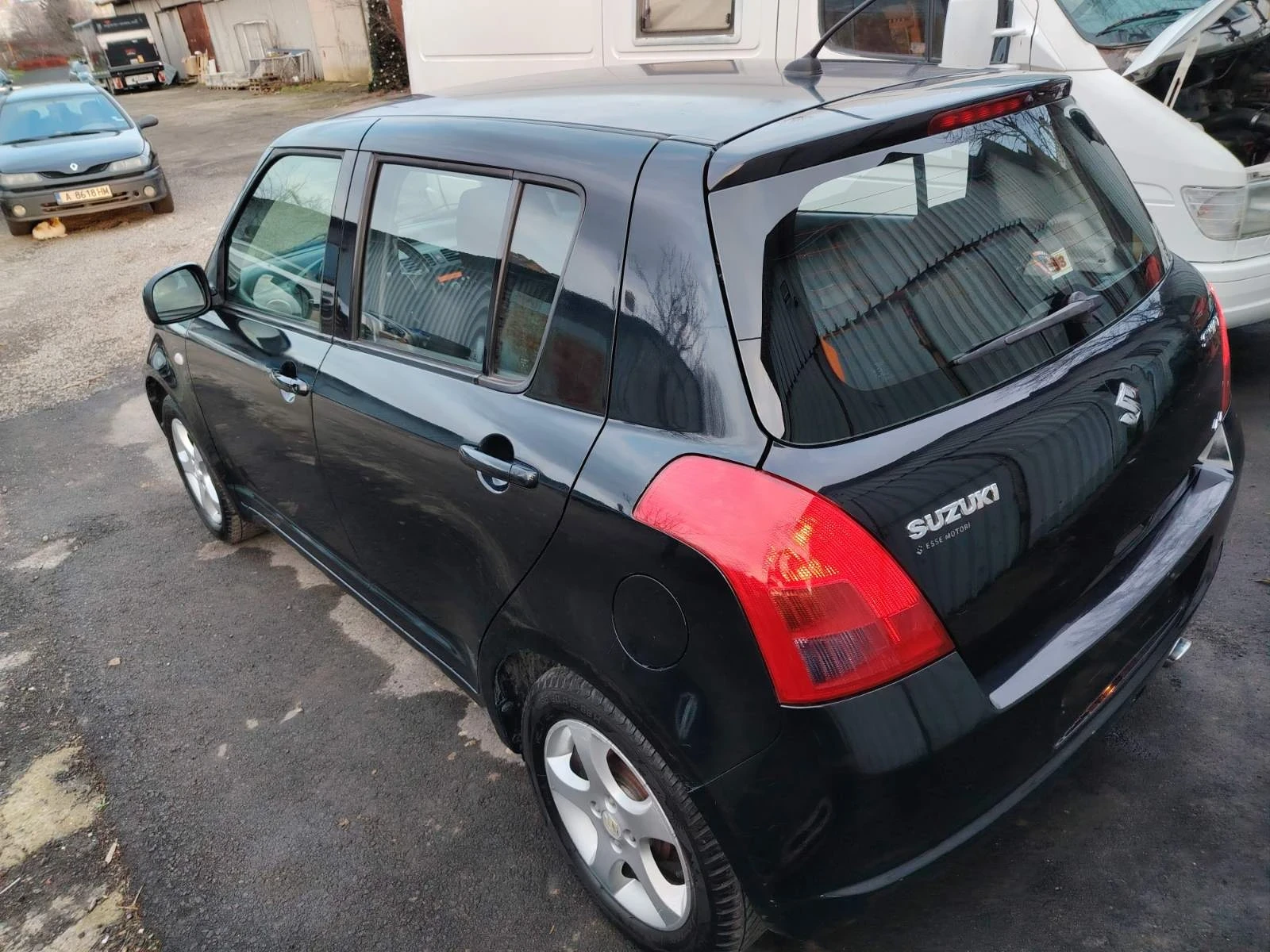 Suzuki Swift 1.3. 4x4 | Mobile.bg � ����������� 3