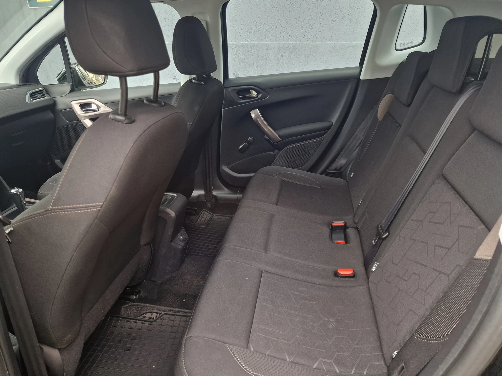 Peugeot 2008 1.2 ��������� �� �������� | Mobile.bg � ����������� 12