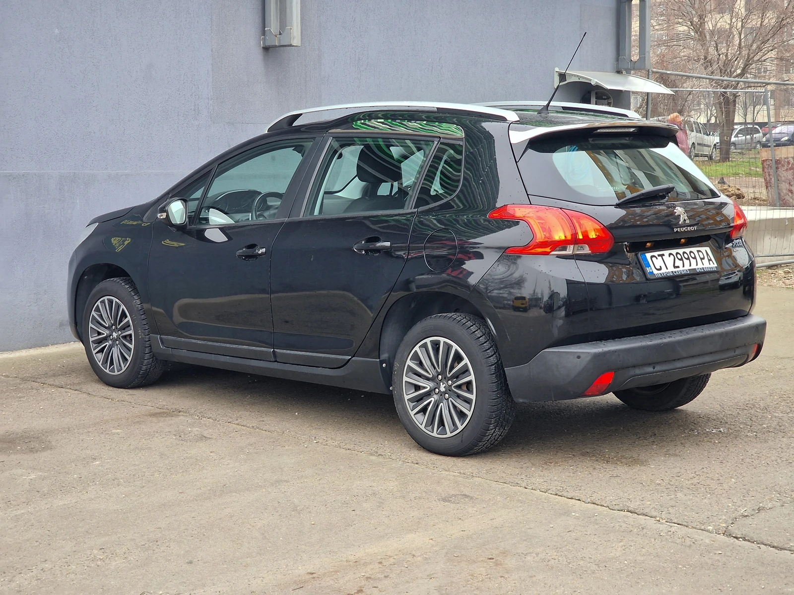 Peugeot 2008 1.2 Автоматик от България - изображение 5