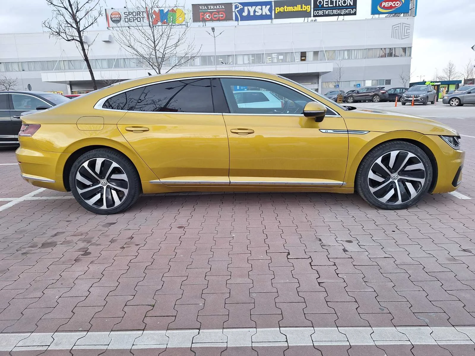 VW Arteon R-line/Digital/4x4/От България - изображение 5