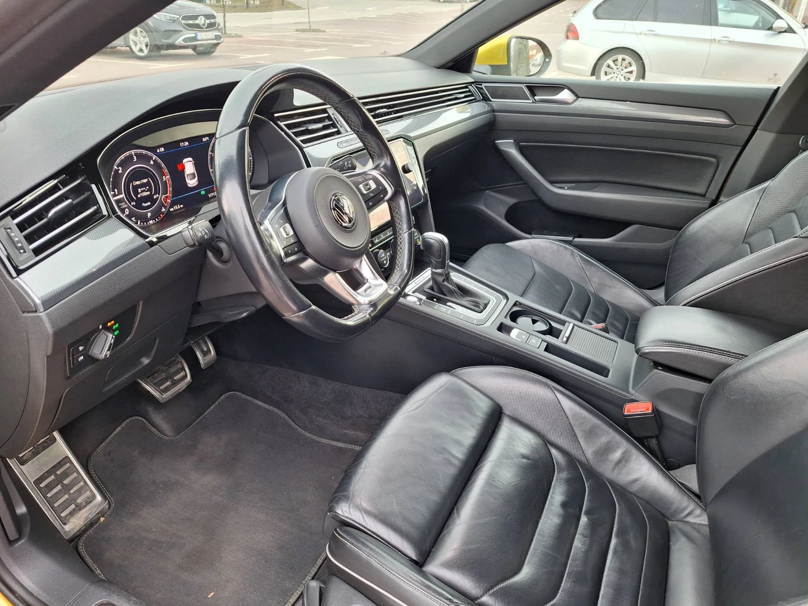 VW Arteon R-line/Digital/4x4/От България - изображение 9