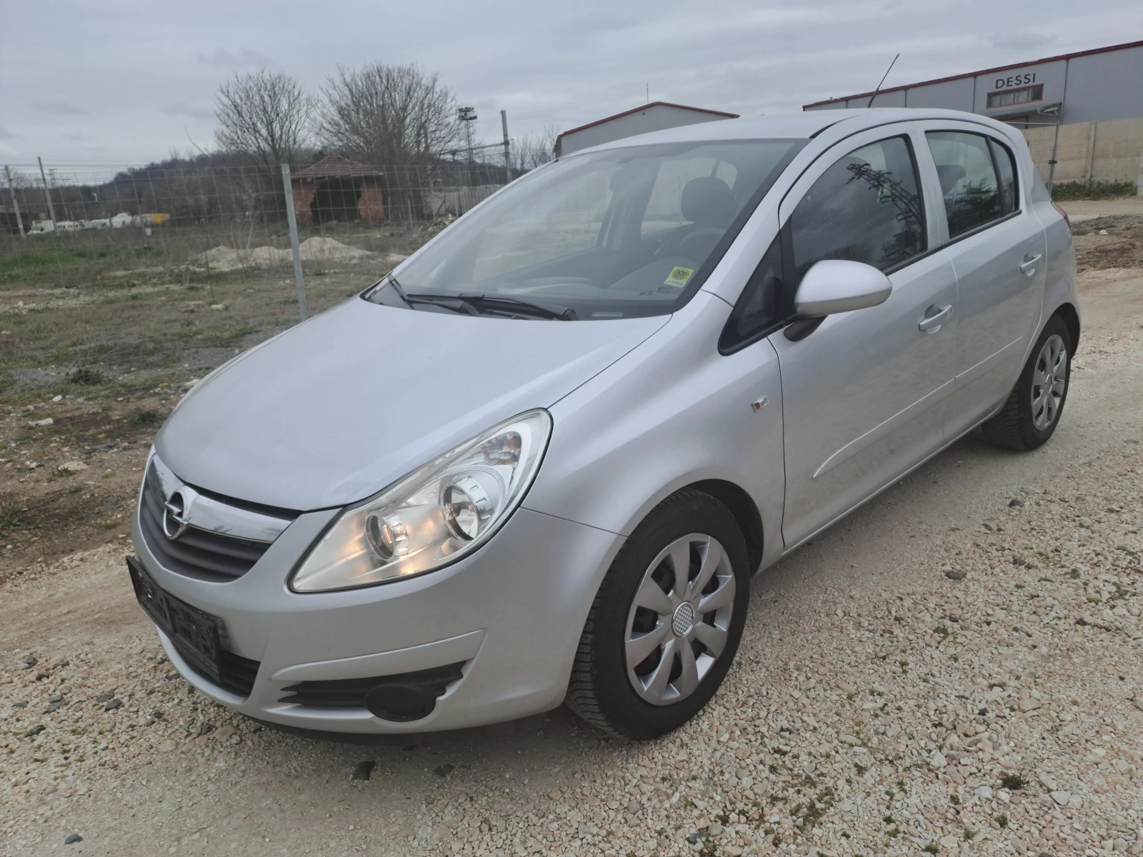 Opel Corsa 1.2i AUTOMAT ESKLUZIVE 