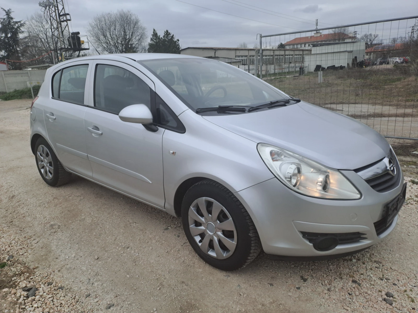 Opel Corsa 1.2i AUTOMAT ESKLUZIVE , снимка 3 - Автомобили и джипове - 53968152
