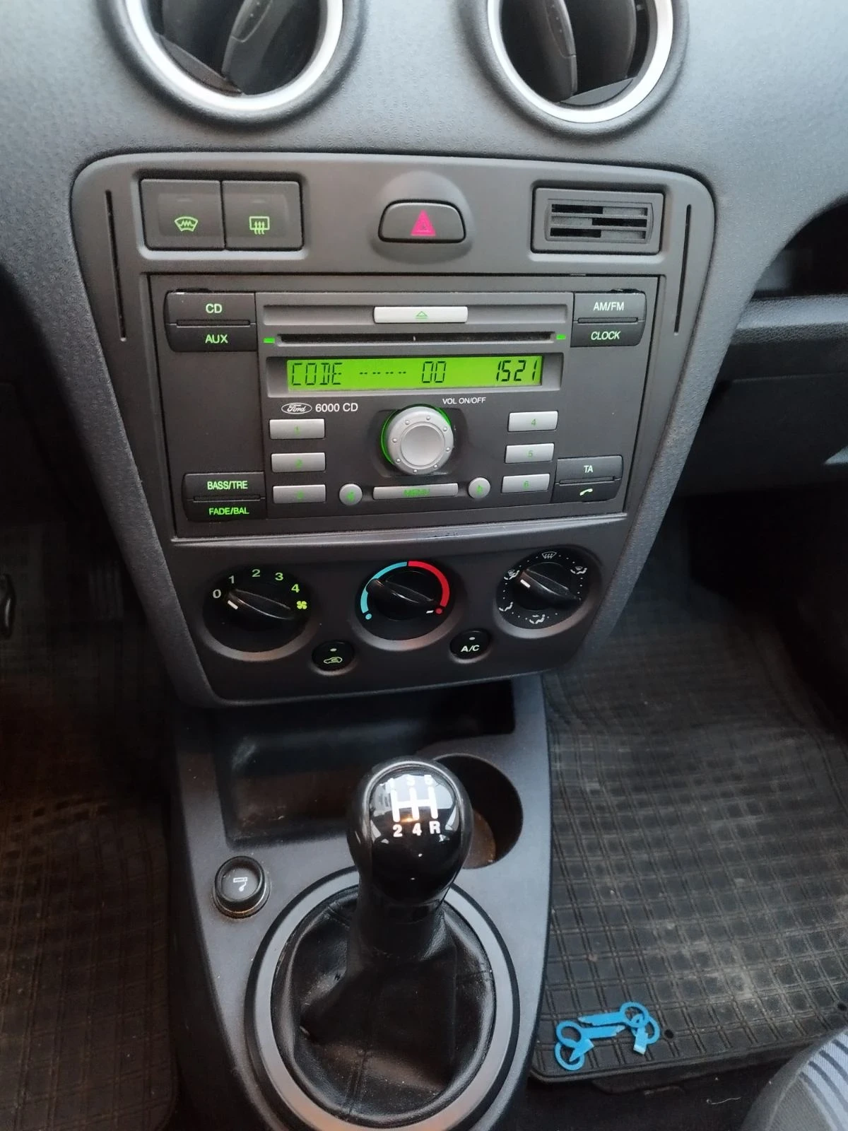 Ford Fusion 1.25 i, снимка 9 - Автомобили и джипове - 54036436