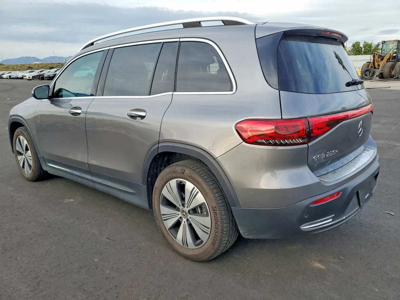 Mercedes-Benz EQB 250+ , снимка 2 - Автомобили и джипове - 54141404