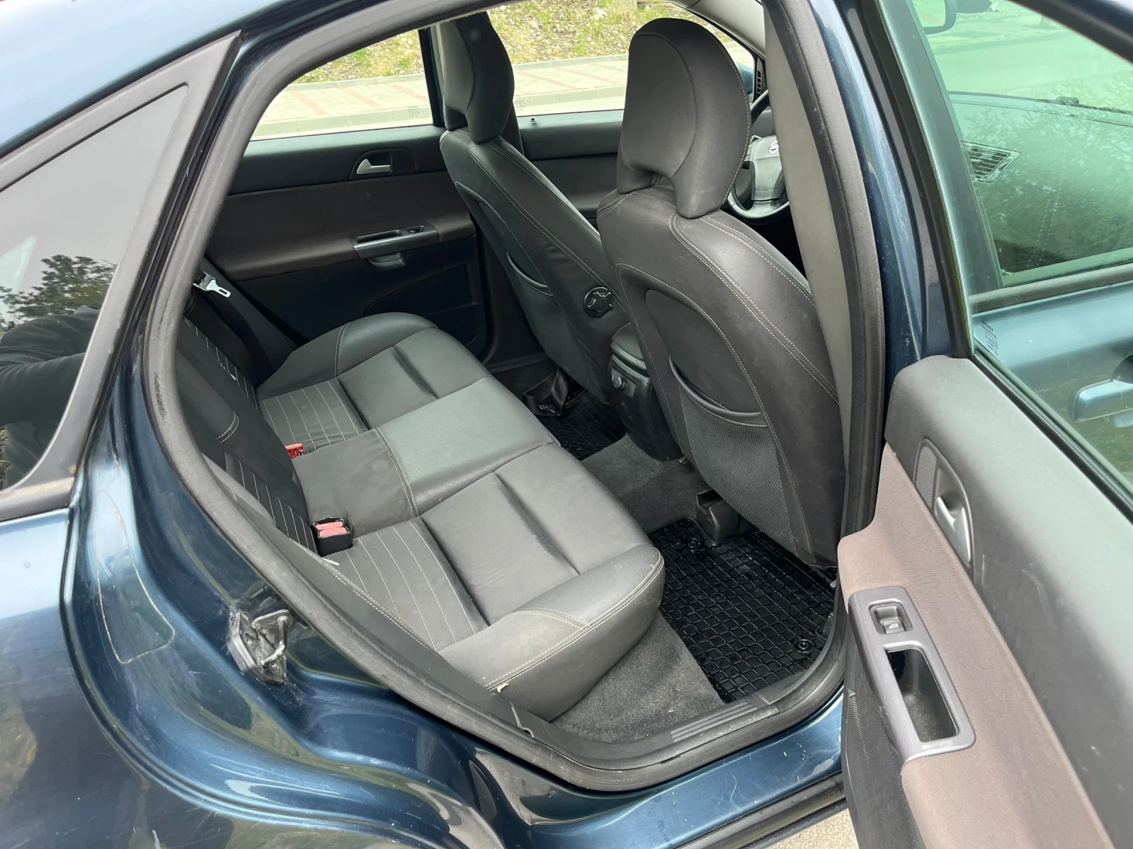 Volvo V40, снимка 6 - Автомобили и джипове - 54166802