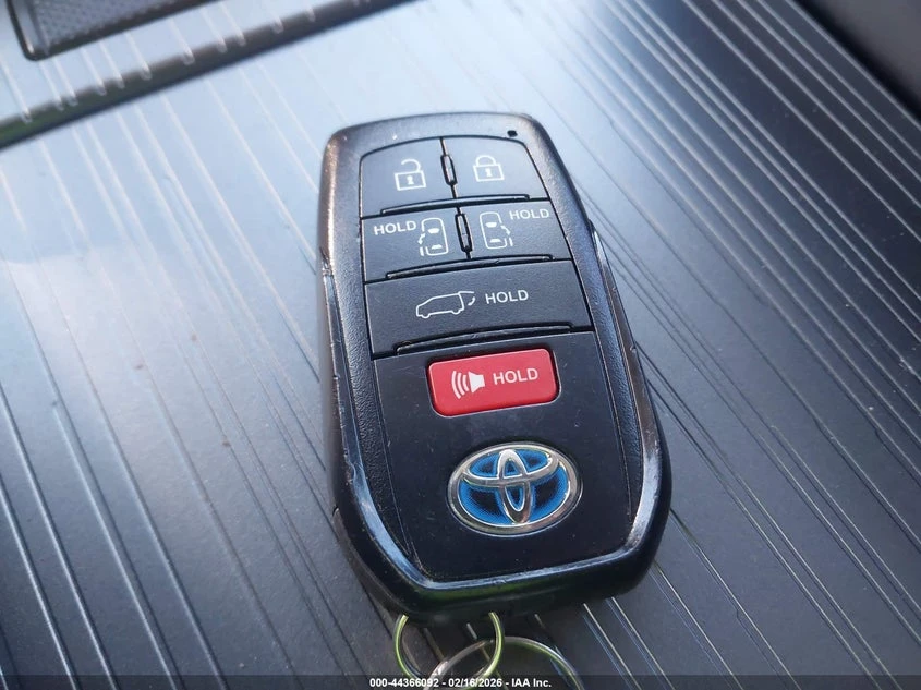 Toyota Sienna 2.5l Xle | Mobile.bg � ����������� 11