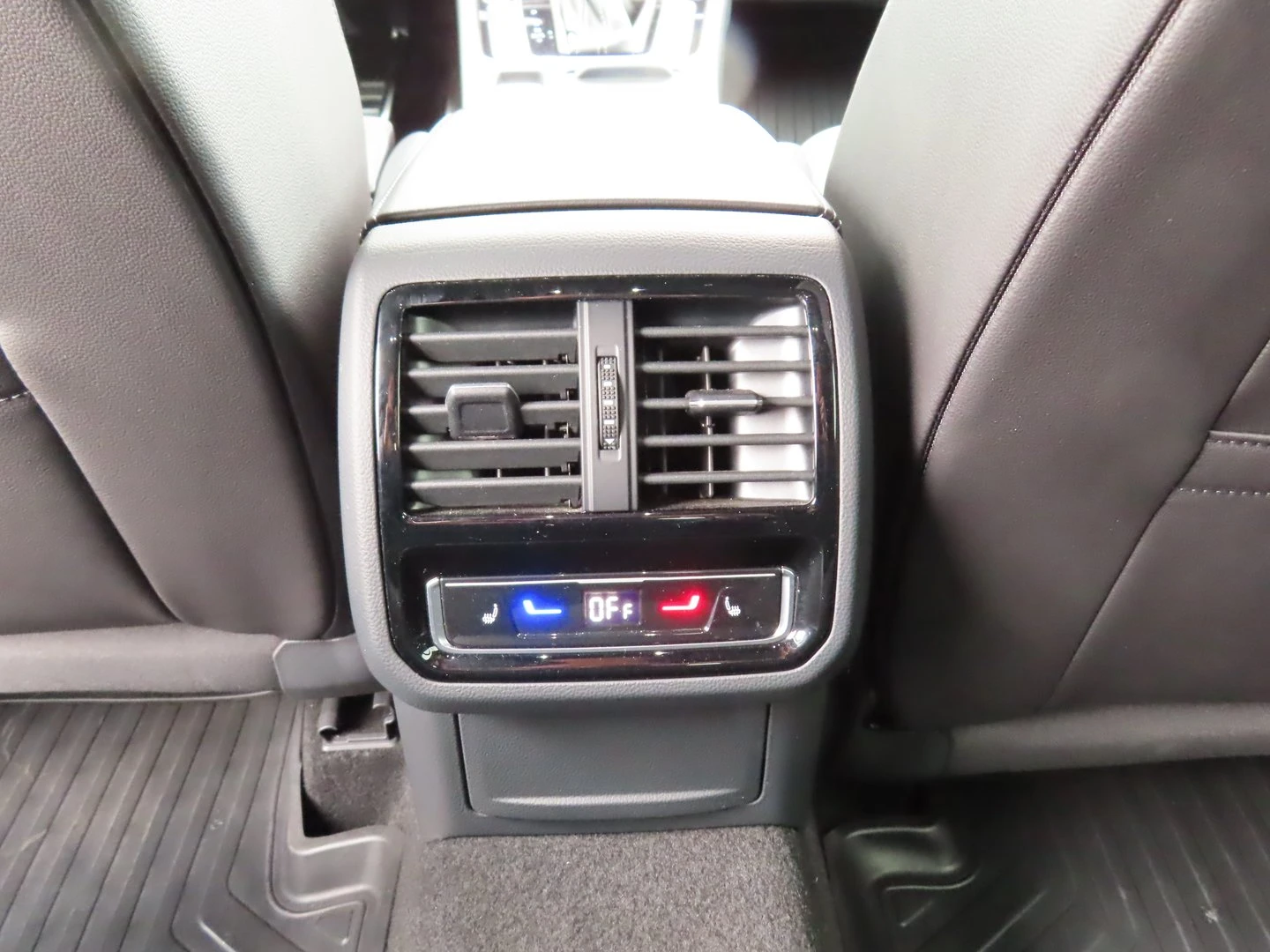 VW Arteon | Mobile.bg � ����������� 15
