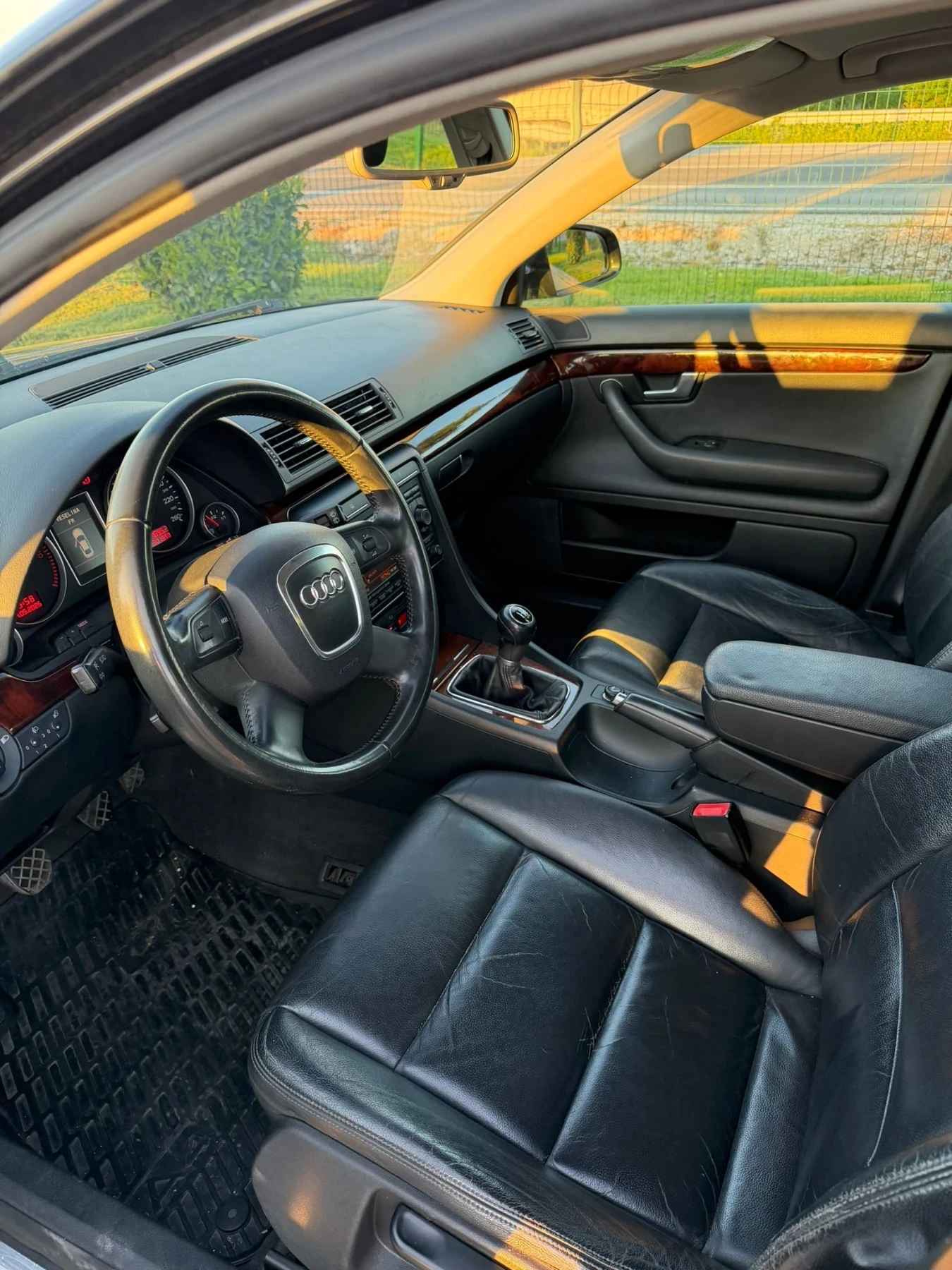 Audi A4 1.9TDI, снимка 8 - Автомобили и джипове - 54652049