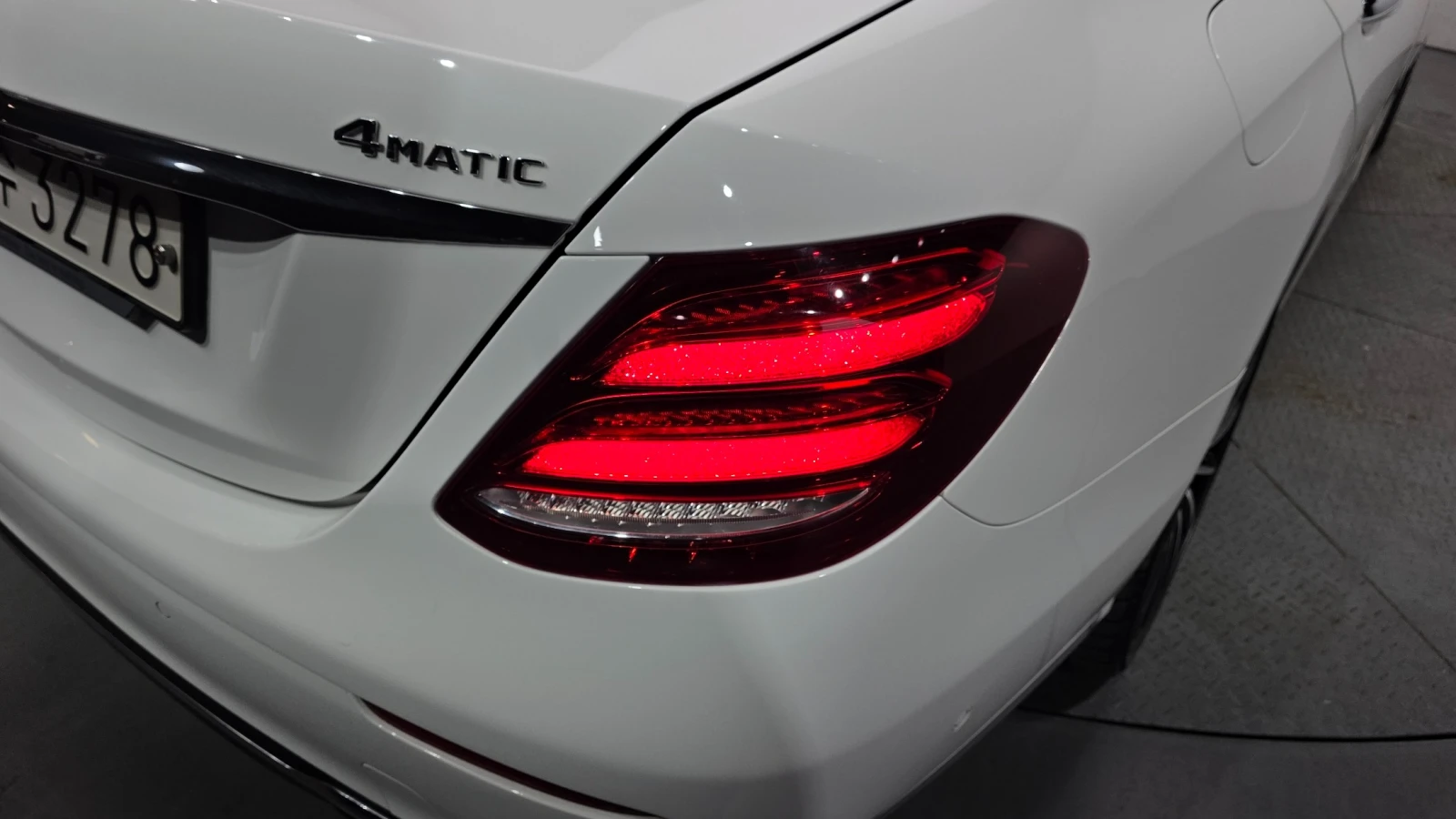 Mercedes-Benz E 300 | Mobile.bg � ����������� 4