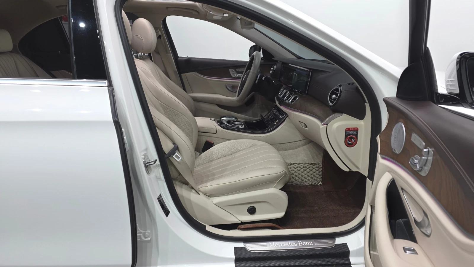 Mercedes-Benz E 300 | Mobile.bg � ����������� 15