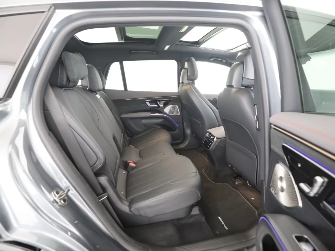 Mercedes-Benz EQS SUV* 450+ * AMG* H-SCREEN* BURMESTER* PANO* 360* В, снимка 11 - Автомобили и джипове - 55473153