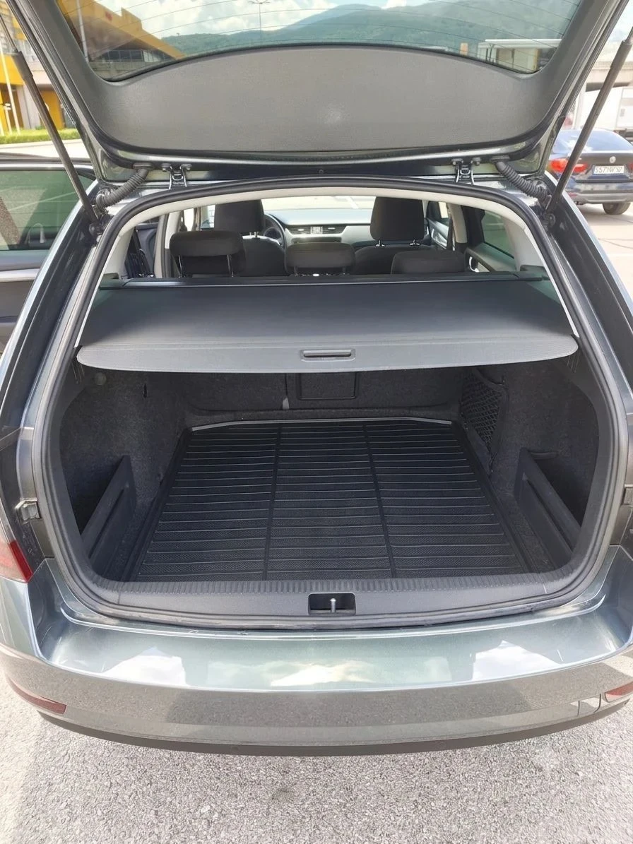 Skoda Octavia 3 FL | 2.0TDI 7-DSG, снимка 14 - Автомобили и джипове - 55689954