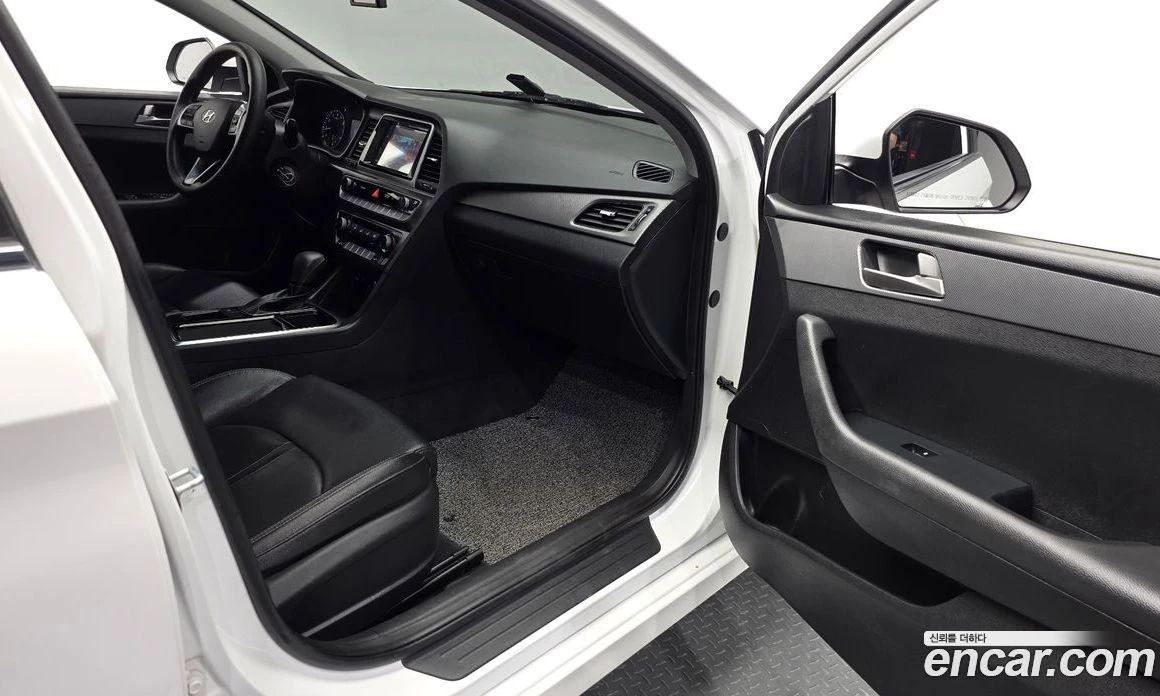 Hyundai Sonata LPI Style, снимка 16 - Автомобили и джипове - 56155321