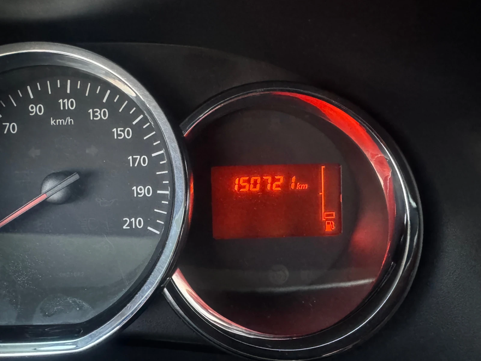 Dacia Sandero 1.2i-Italy , снимка 11 - Автомобили и джипове - 56345697