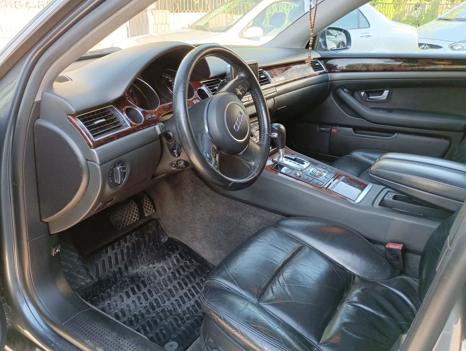 Audi A8 3.7 ГАЗ, снимка 7 - Автомобили и джипове - 56509068
