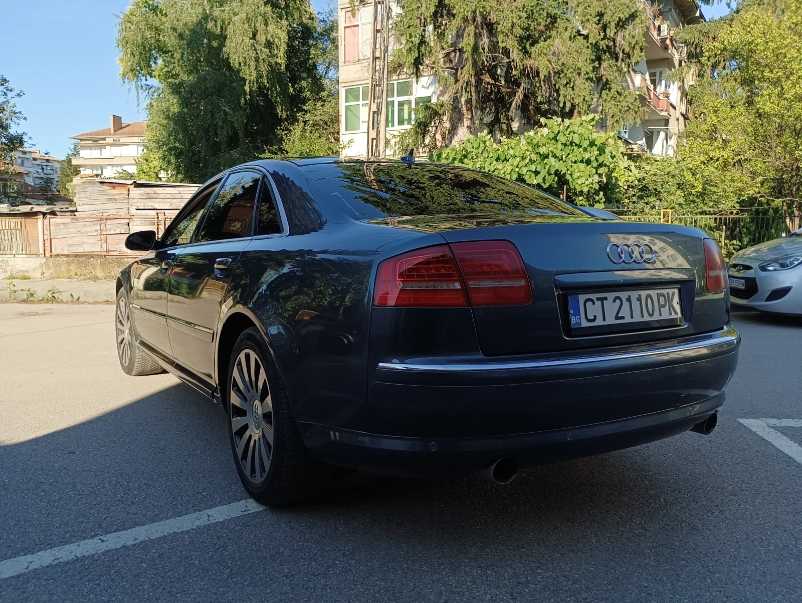 Audi A8 3.7 ГАЗ, снимка 2 - Автомобили и джипове - 56509068