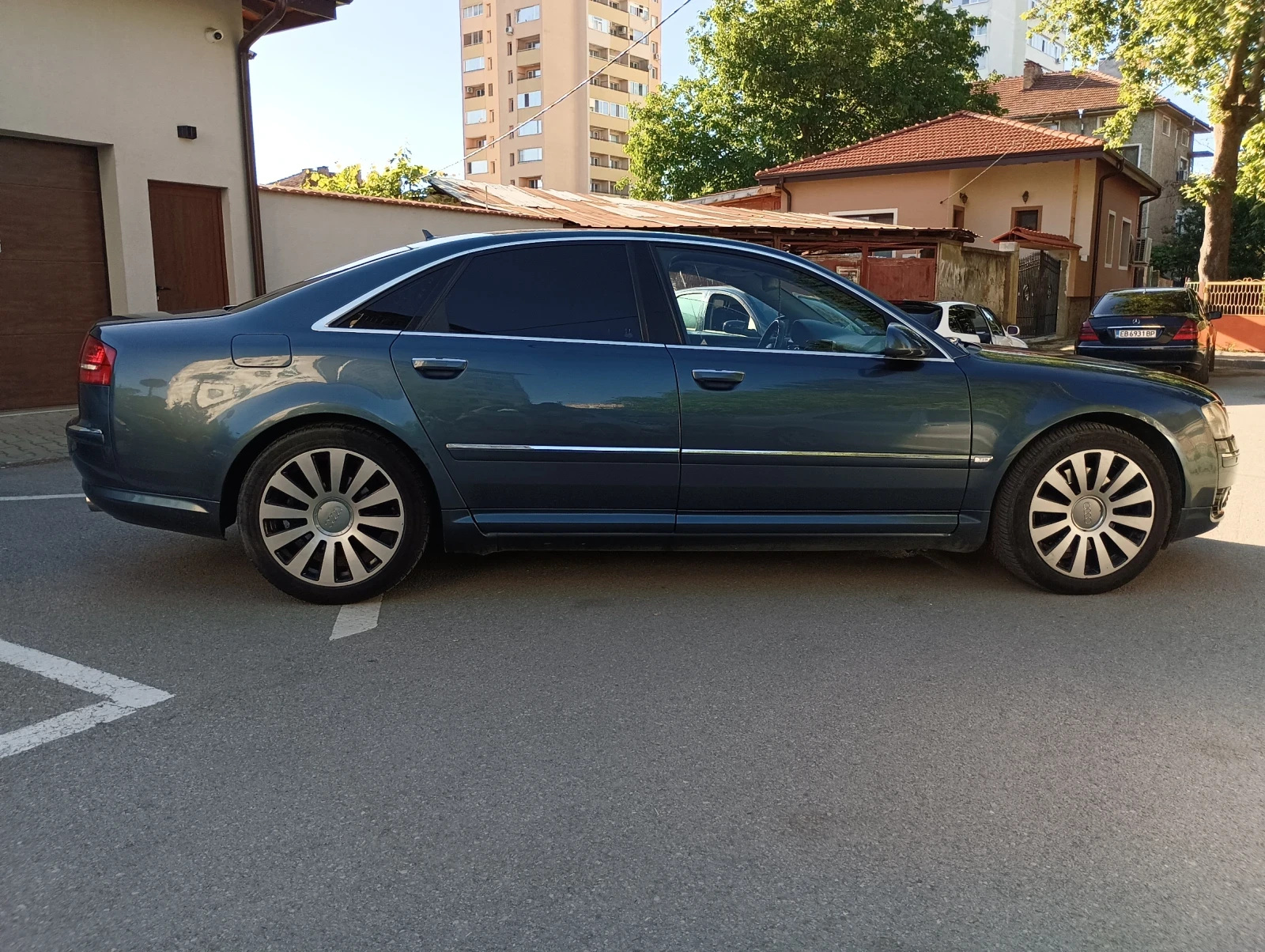 Audi A8 3.7 ГАЗ, снимка 4 - Автомобили и джипове - 56509068