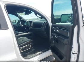 Dodge RAM 1500 Laramie 4x4 Crew Cab 5'7" Box, снимка 5