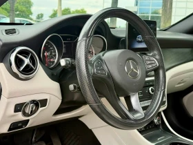 Mercedes-Benz GLA 250 AMG line 4x4, снимка 11
