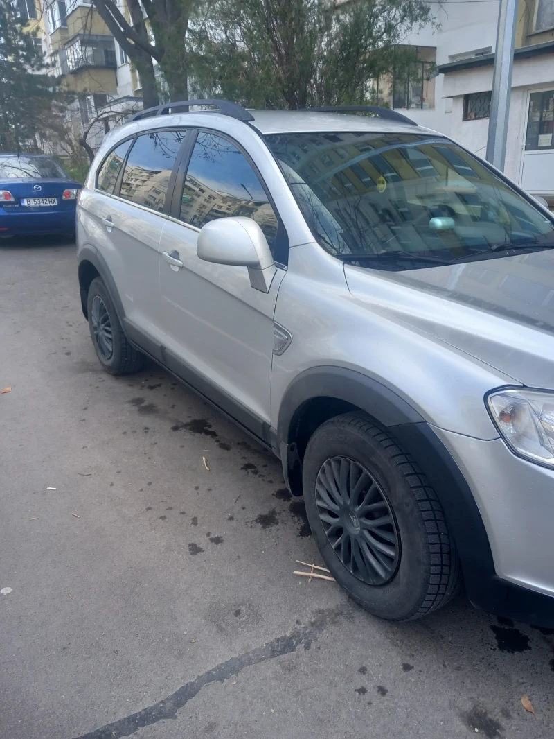 Chevrolet Captiva, снимка 2 - Автомобили и джипове - 48249458