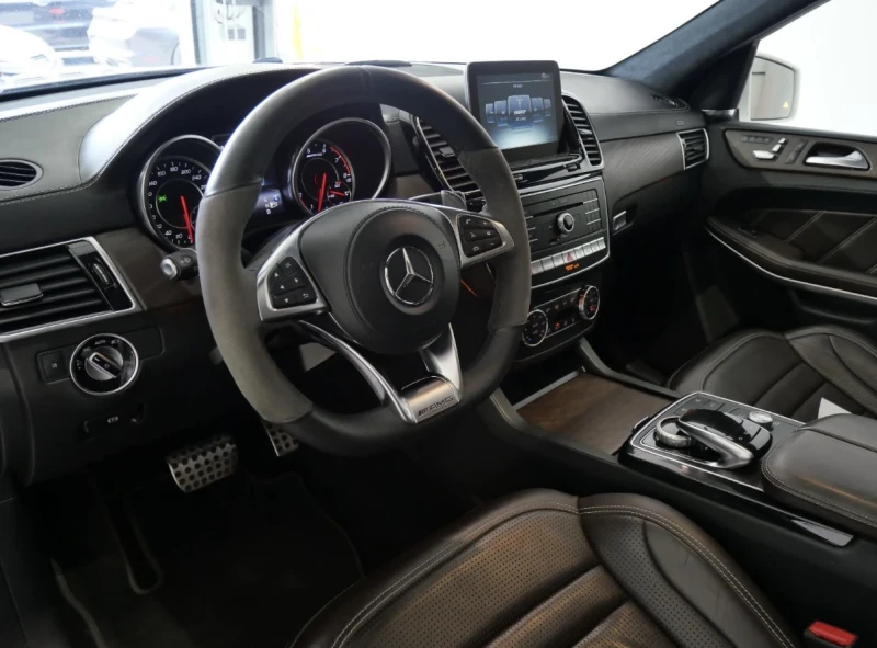 Mercedes-Benz GLS 63 AMG 4MATIC/585к.с./PANO/360CAM/52000km, снимка 7 - Автомобили и джипове - 49525500