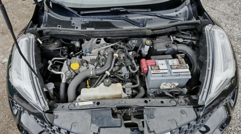 Nissan Juke БЕНЗИН, РЕГИСТРИРАН, ОБСЛУЖЕН, ТОП СЪСТОЯНИЕ, снимка 16 - Автомобили и джипове - 52030074