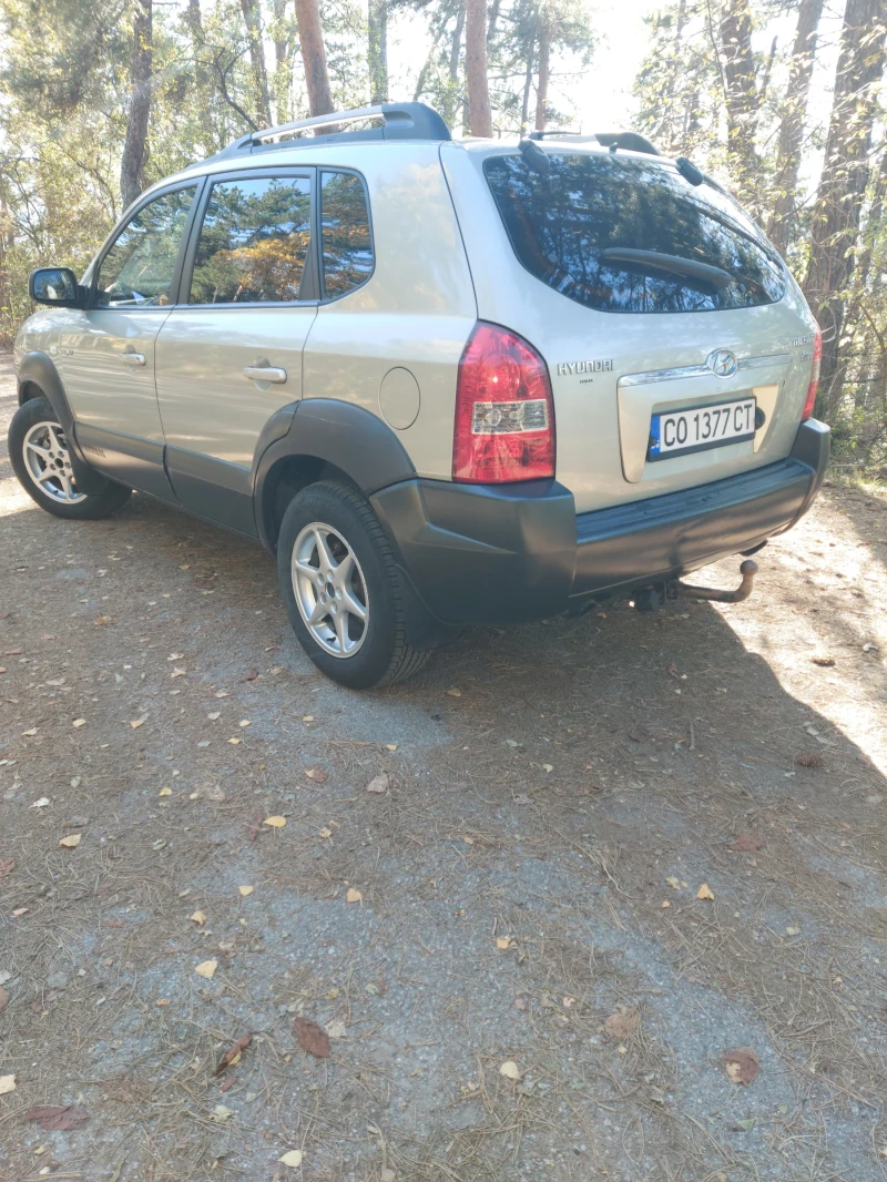 Hyundai Tucson, снимка 5 - Автомобили и джипове - 52283627