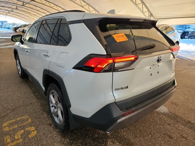Toyota Rav4 HYBRID LIMITED * * CARFAX * * АВТО КРЕДИТ * * , снимка 4 - Автомобили и джипове - 52817598