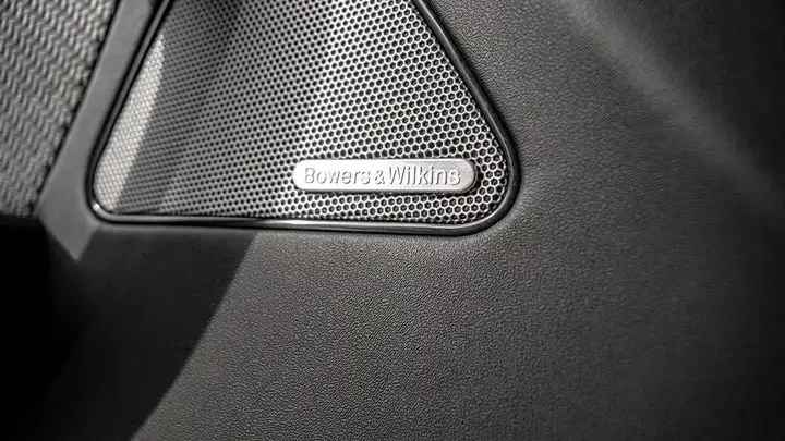 Maserati Levante Automatic, снимка 14 - Автомобили и джипове - 56011020