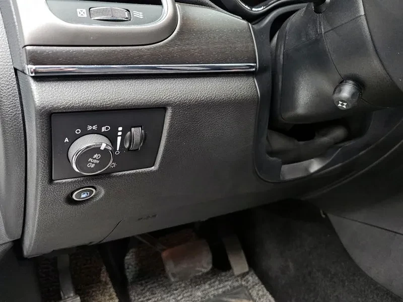 Jeep Cherokee 3.6 AWD - ���� 30% ����� | Mobile.bg � ����������� 17