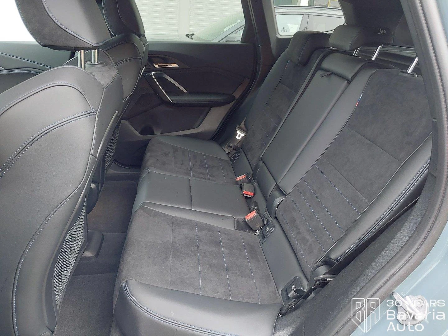 BMW iX1 30 xDrive M Sport Paket Automatic | Mobile.bg   8