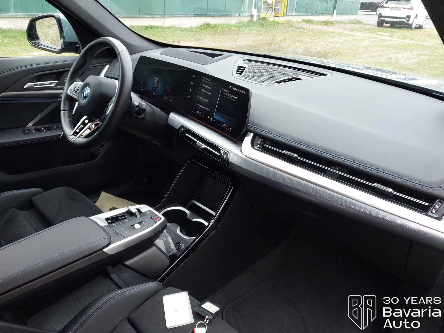 BMW iX1 30 xDrive M Sport Paket Automatic | Mobile.bg   7