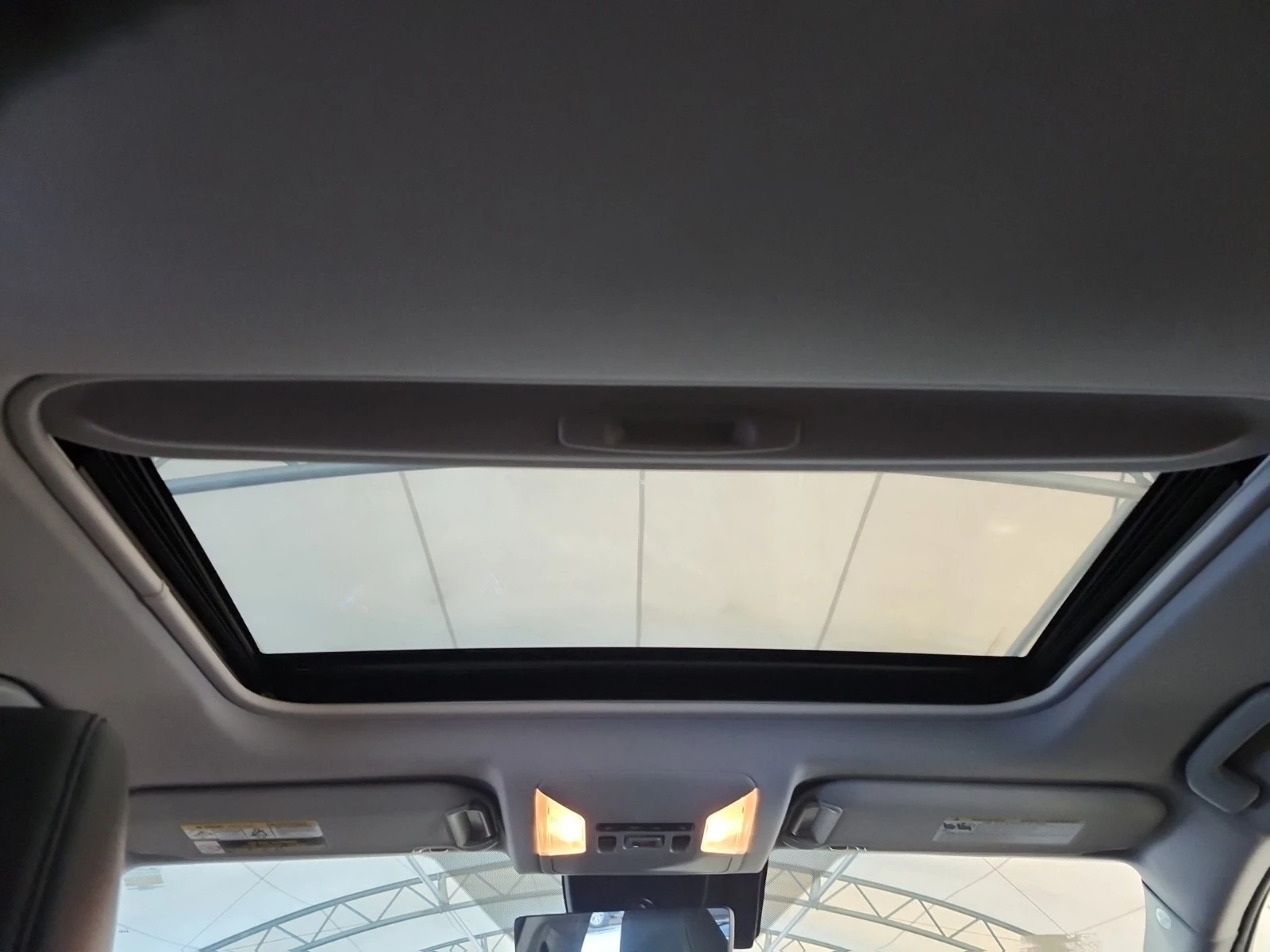 Toyota Rav4 HYBRID LIMITED * * CARFAX * * ���� ������ * *  | Mobile.bg � ����������� 9