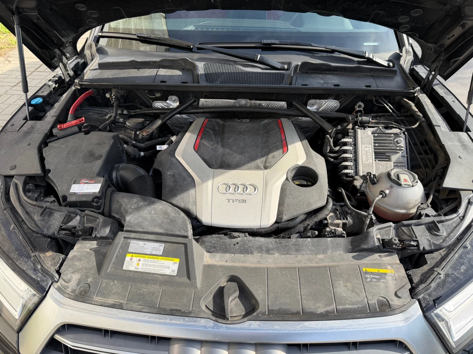Audi SQ5 S-V6T, снимка 16 - Автомобили и джипове - 53640194
