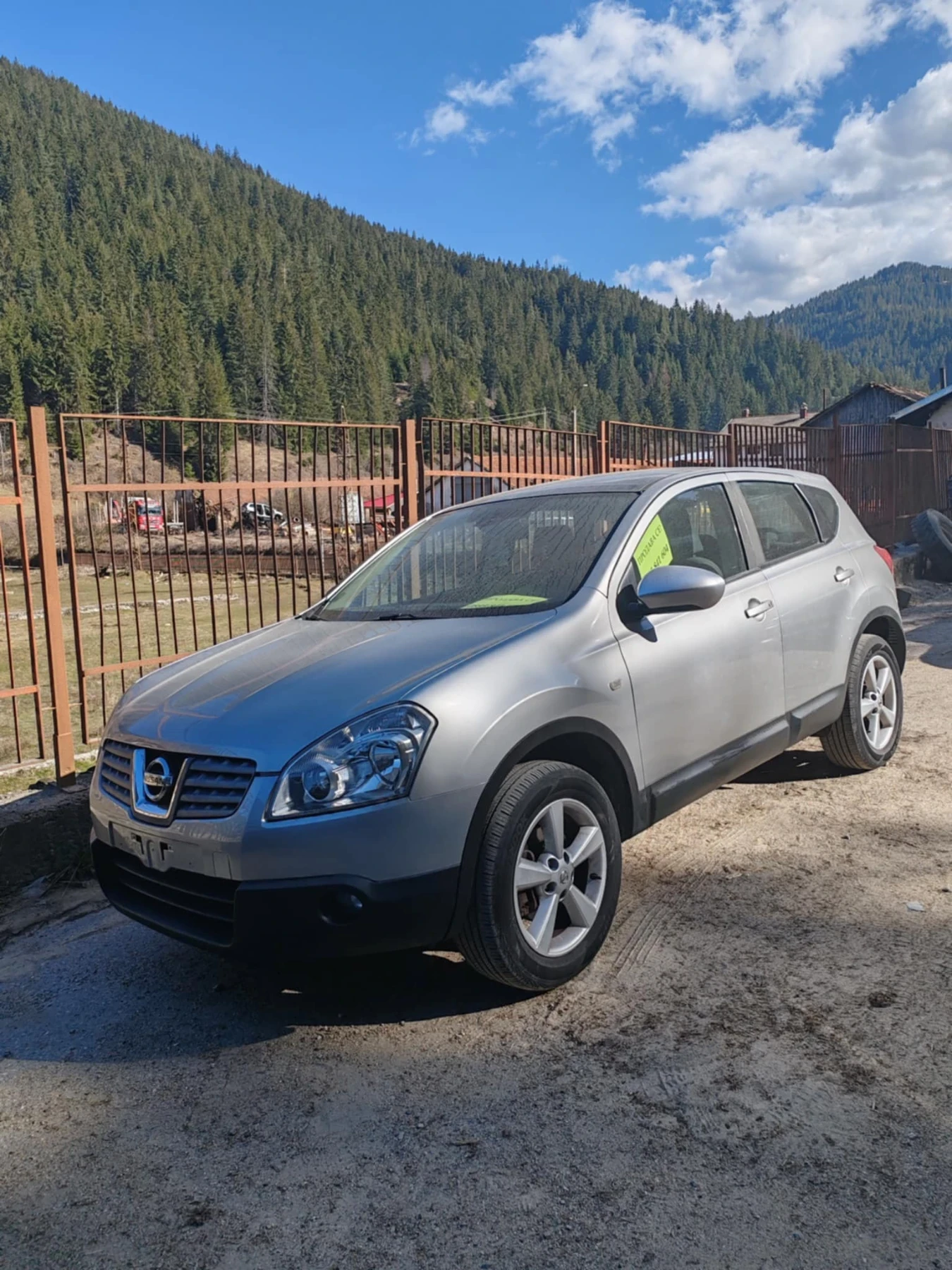 Nissan Qashqai 1.5 DCI , снимка 13 - Автомобили и джипове - 53865730