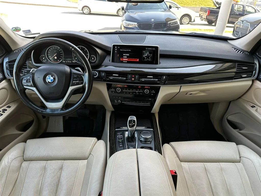 BMW X5 xDrive30d, снимка 7 - Автомобили и джипове - 54026383