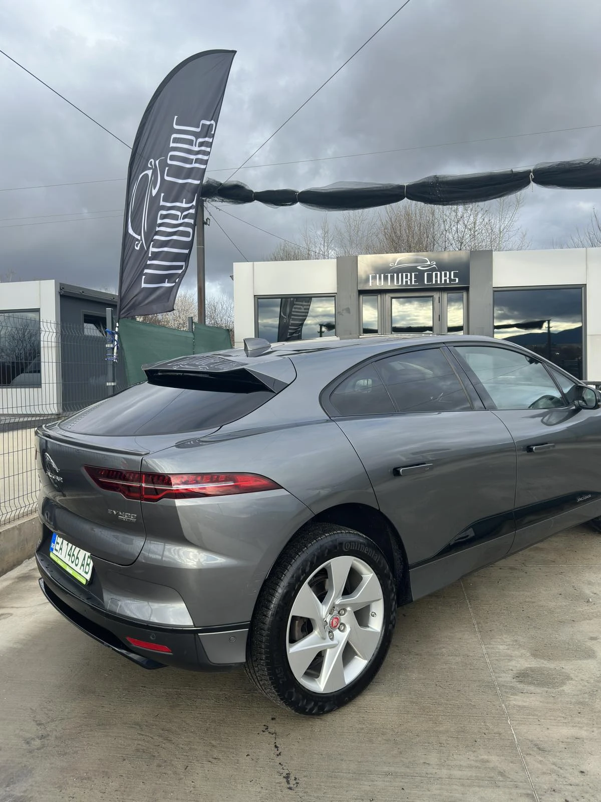 Jaguar I-Pace EV 400/90KWh/MERIDIAN/PANO/4X4, снимка 4 - Автомобили и джипове - 54135730